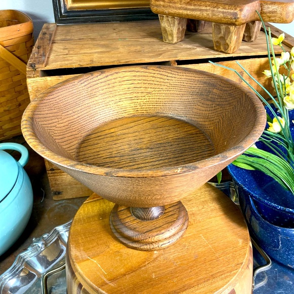 Granny Chic Wood Bowl Pedestal, Lebanon, MO.  Coastal Grandma, Cottage - Picture 1 of 7